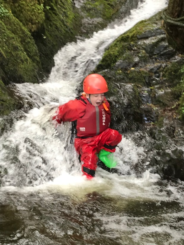 6BEADA36-64DC-4D0B-99CA-0EC3EB23E29A