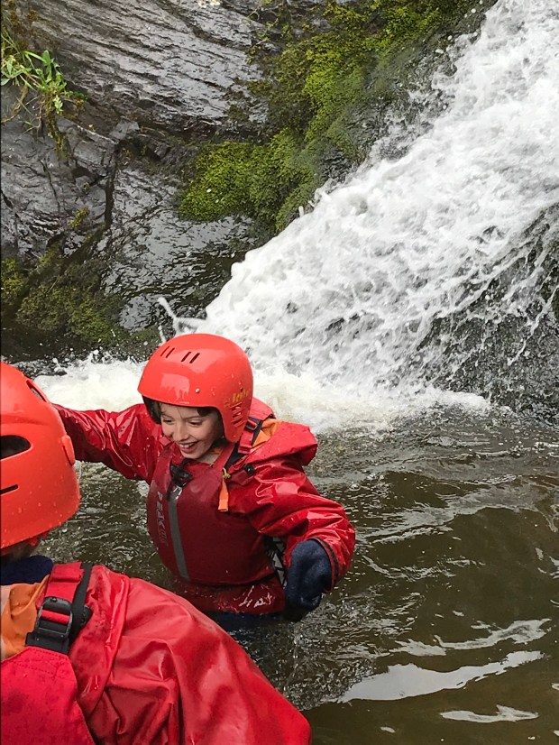 8EEEDD65-081C-4A51-A8B4-1A57311CB86D