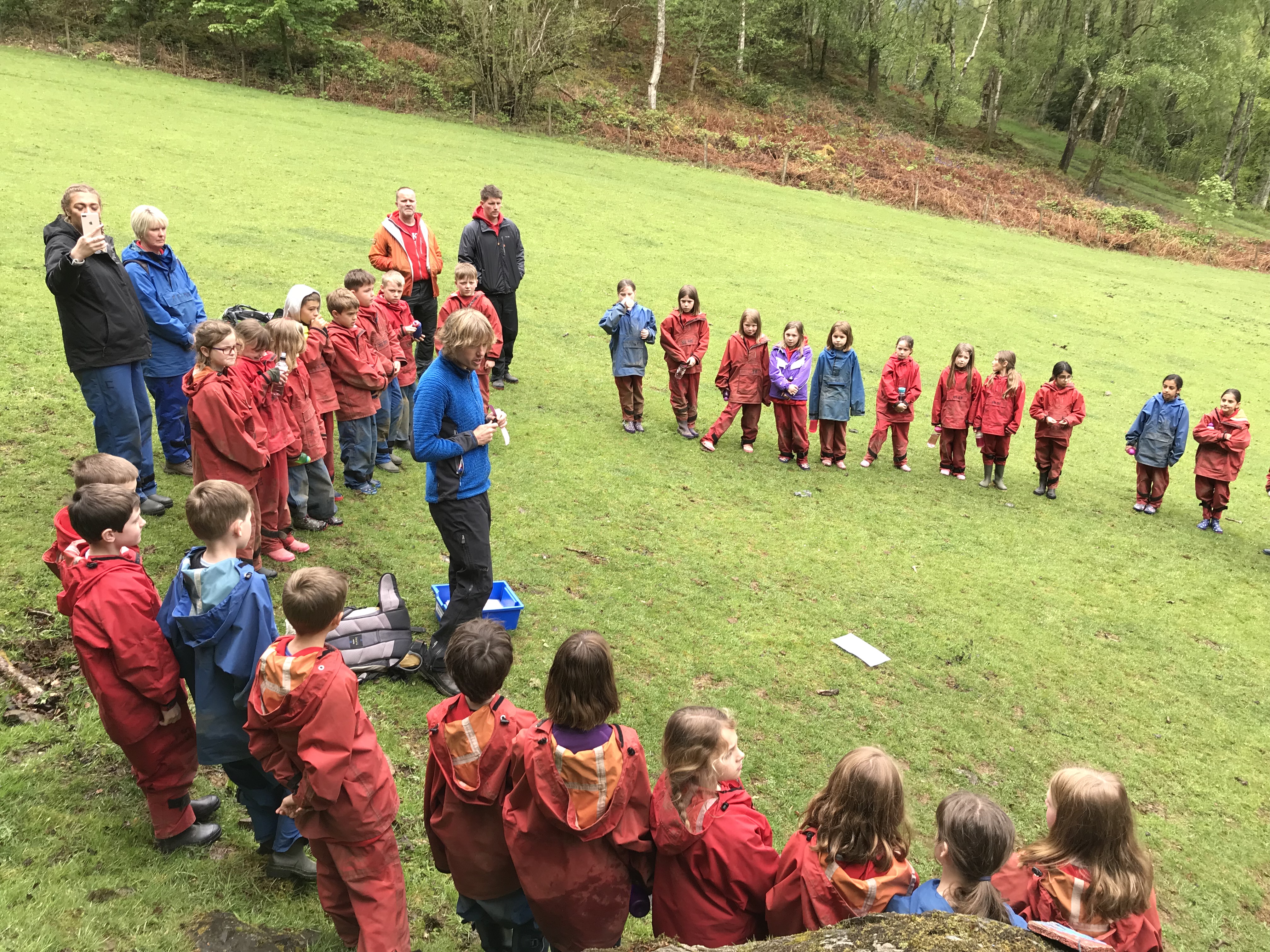 D3915EBC-0D4A-4D8C-B791-B769C5BFB309