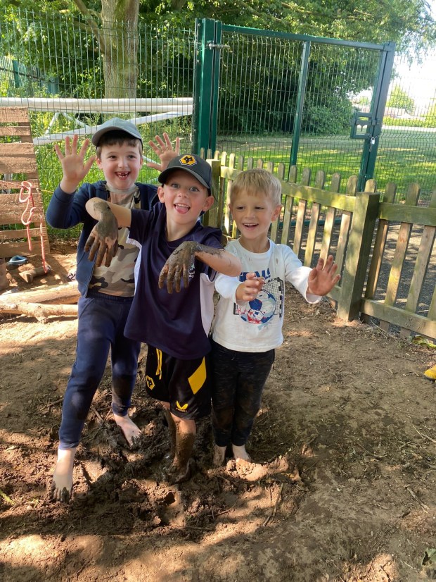 Moorfield Rufc Forest School Club – Moorfield Primary School
